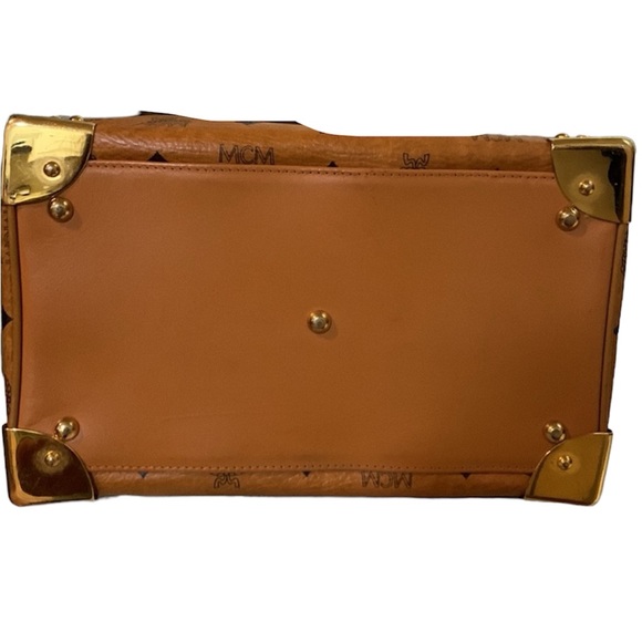 MCM Boston bag beautiful bag inside and out. Reposhing the item & never used it - Picture 9 of 16